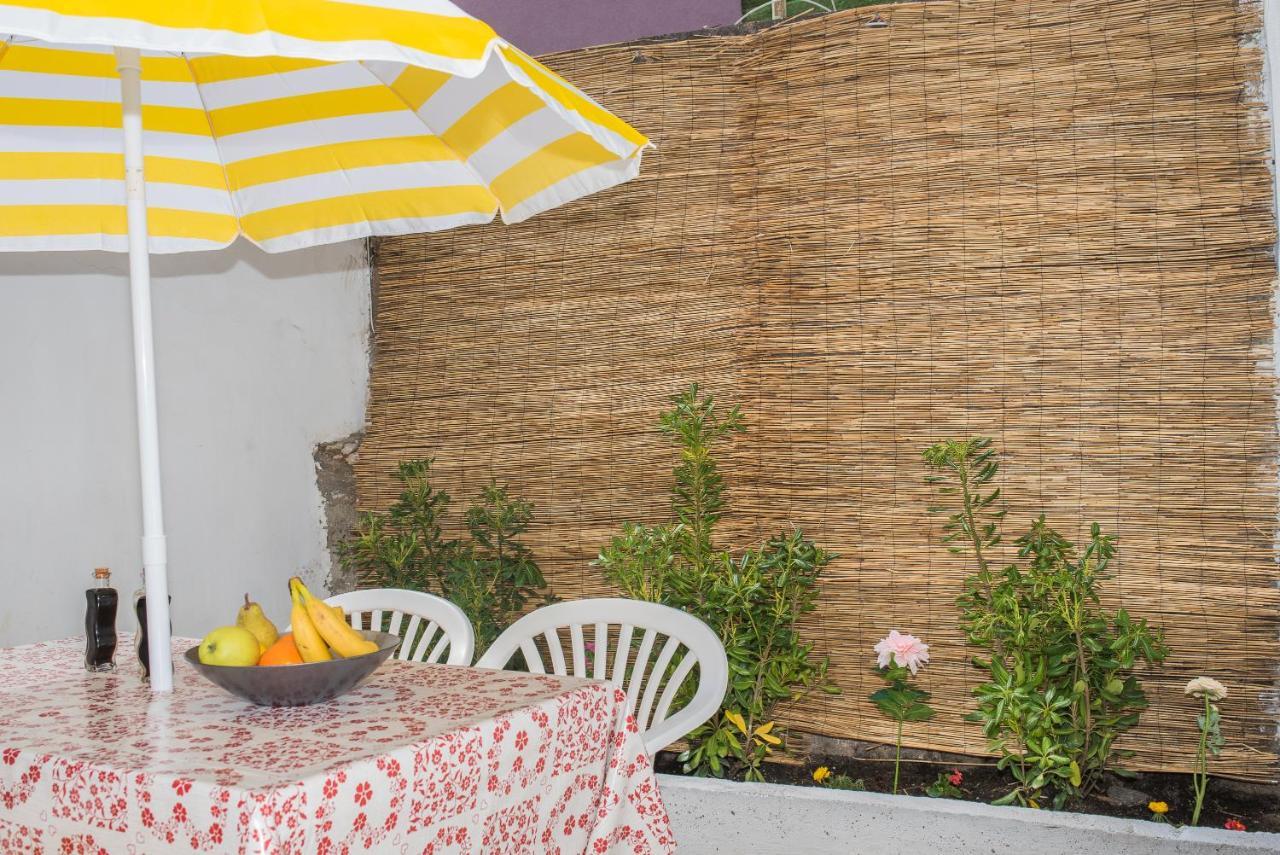 Studio Apartment Bilic Sibenik Bagian luar foto